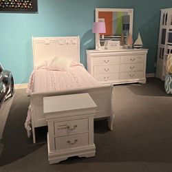 White Twin Bedroom Set