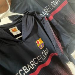 2 Kids FC Barcelona Hoodies Never worn