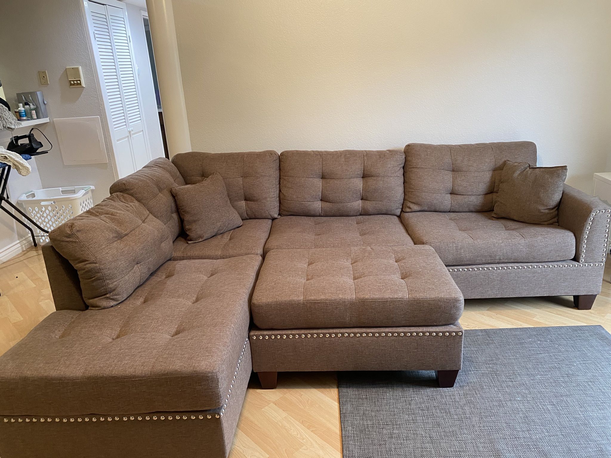 Sectional Sofa