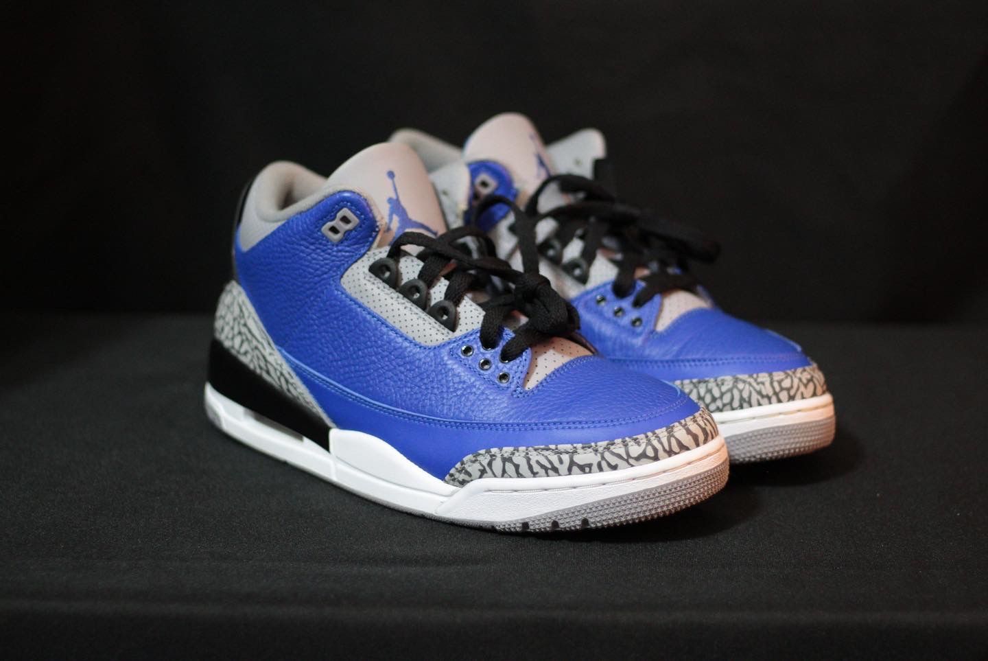 royal blue cement 3s