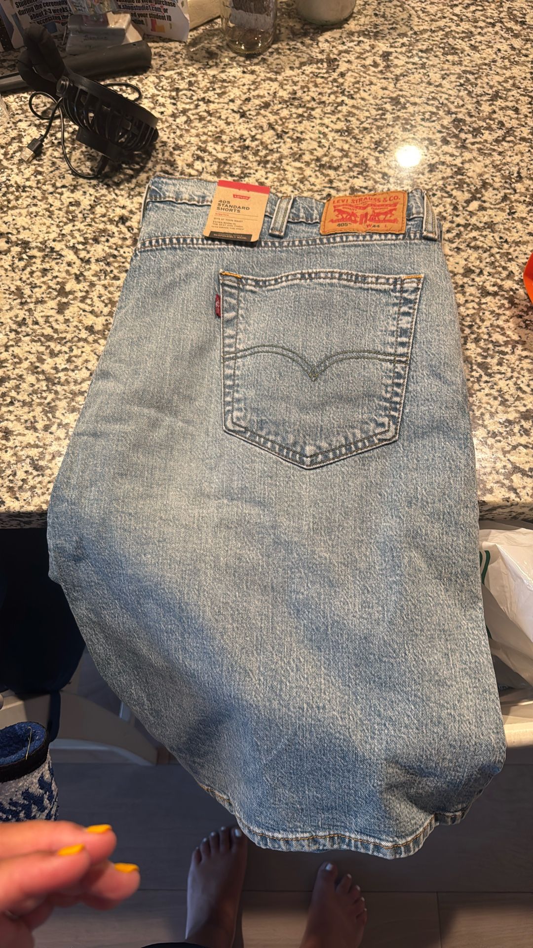 Levi Shorts 405 Standard Size 44