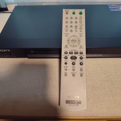 Sony CD/DVD Player In Good Condition!