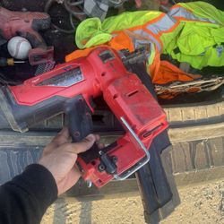 Milwuakee Cordless Nail Gun