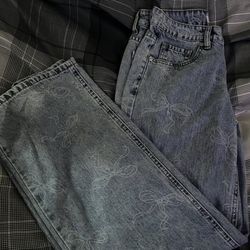 Closet clean out girls