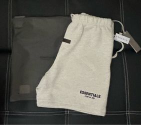 Large Essentials Shorts