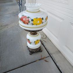 Set Of 2 Antique Table Lamps $100