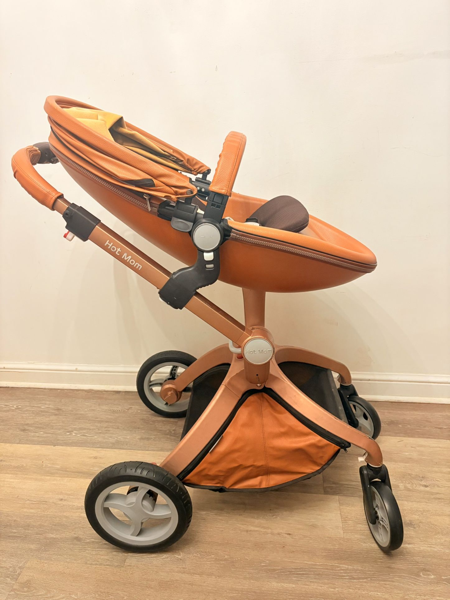 HOT MOM Stroller