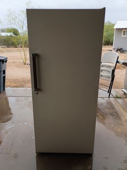 Kenmore stan up freezer