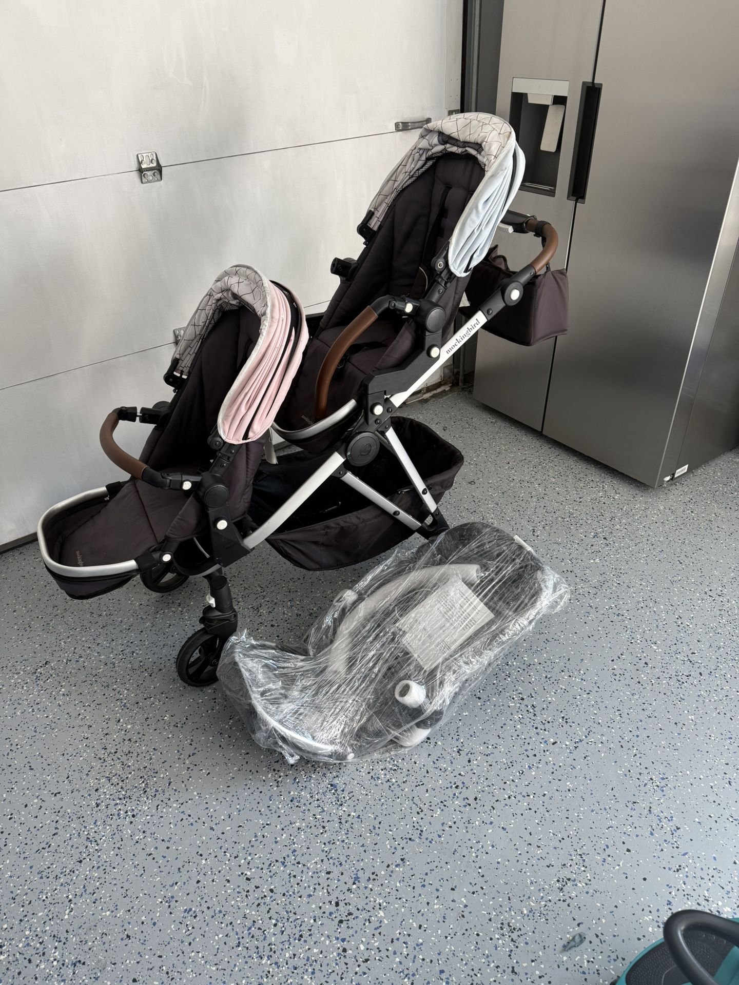 Mocking Bird Stroller