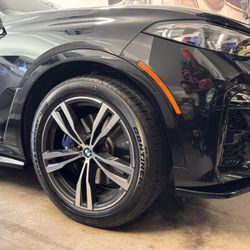 BMW X7 21 Inch Oem Wheels And Tires