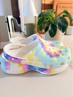 Pastel Tie Dye Crocs- women’s size 9