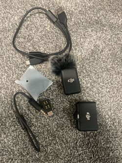 Dji microphone with accessories