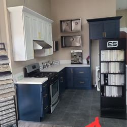 Kitchenette Cabinets Display For Sale