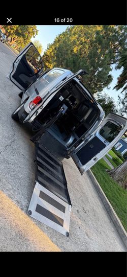 Tommy Gate Tommy Lift 650 lb Hydraulic Liftgate – Fully Working