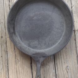 15 Inch Diameter Lodge Cast Iron Skillet