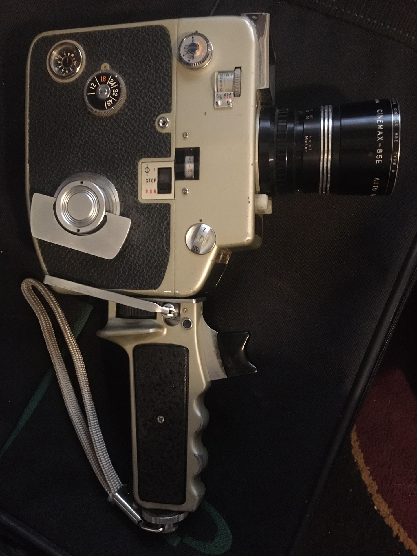 ARGUS CINEMAX 85E 8mm MOVIE CAMERA, TESTED, WORKS GREATS