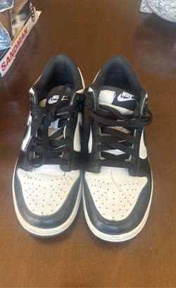 Pandas Nikes 6.5 Sise