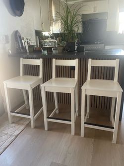 Set of 3 Counter Height Barstools, White Solid Wood