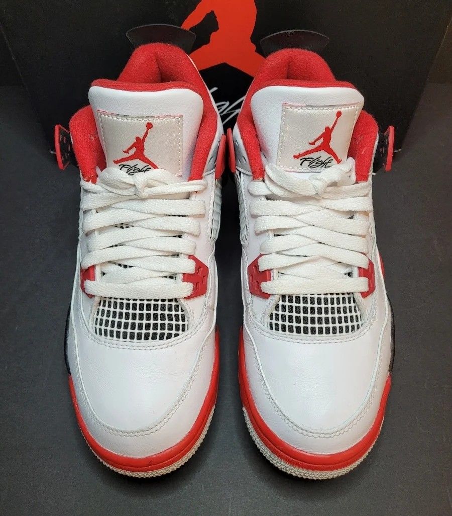 Jordan 4 Fire Red Size 4.5