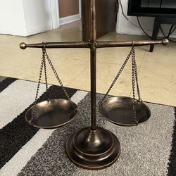 Farmhouse Scale Decor