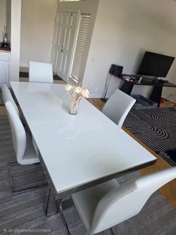LIKE NEW Modern Glass Dining Table + 4 Chairs (MUST GO BY August 20th THURSDAY!)