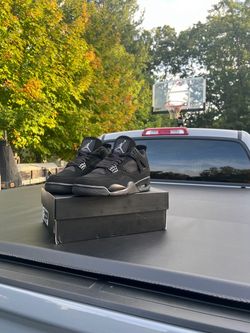 Jordan 4 Black Cats size 8.5 2020 version