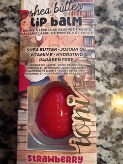 Ioni Strawberry 🍓 Lip Balm $3 Each Or 2 For $5
