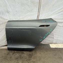 2014 Tesla Model S Left Rear Door Shell