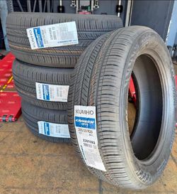 255/50R20 Kumho HP71 Set Of 4 New Tires