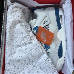 Jordan 4 Military Blue