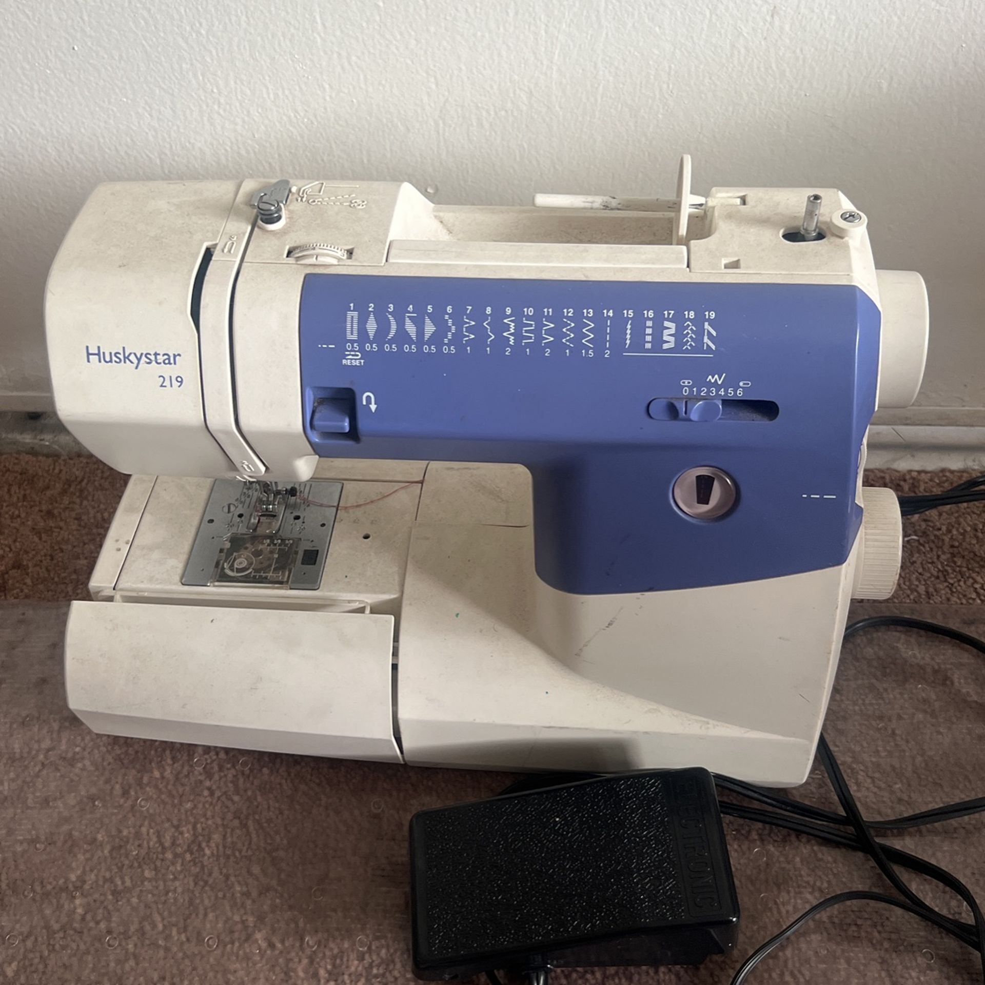 Huskystar 219