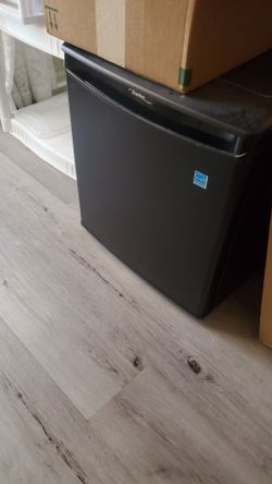 Small refrigerator