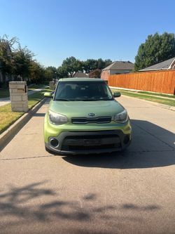2017 Kia soul base
