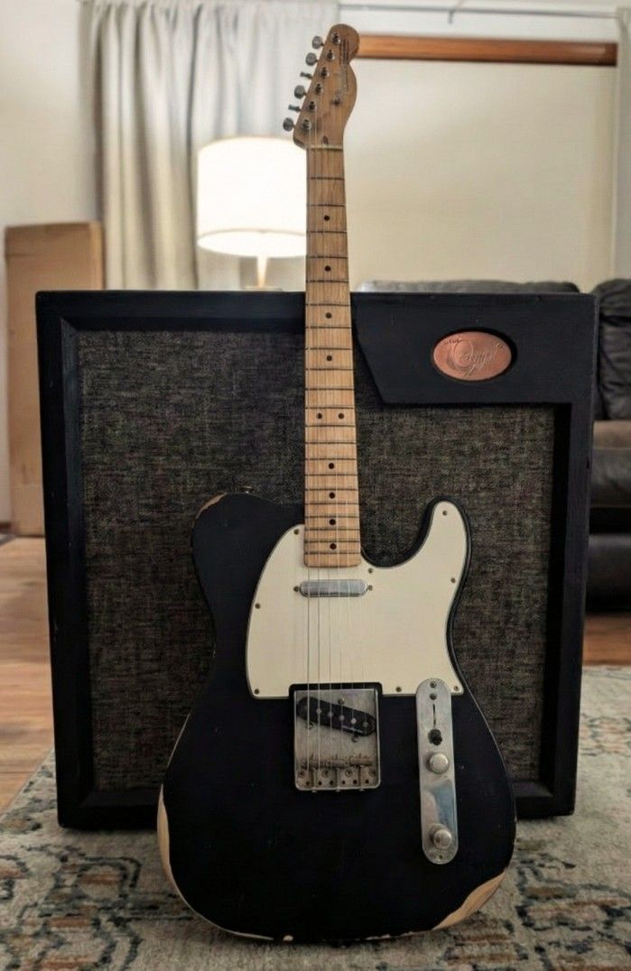 Upgraded Relic Telecaster w/ case, strap & Custom made birch Fender loaded 2x12 Cab