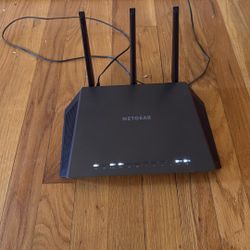 Used NETGEAR Nighthawk R7000