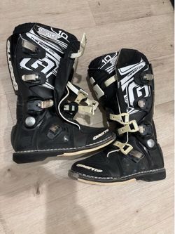 Gaerne SG-10 Boots Black/White