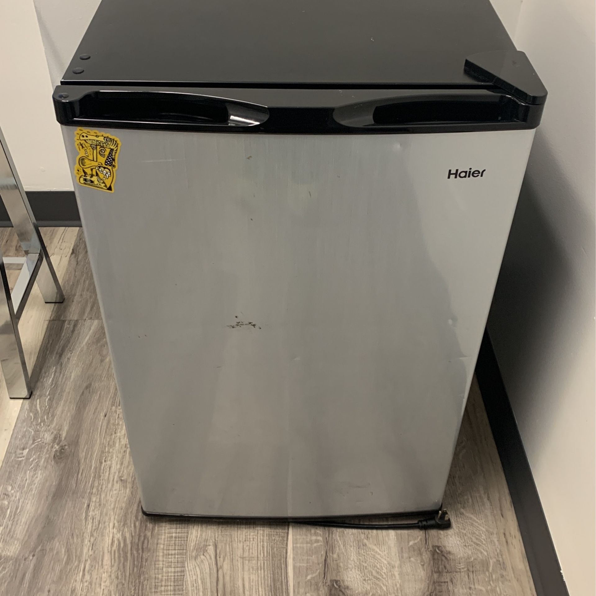 Haier Mini Fridge