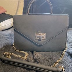 Black Purse