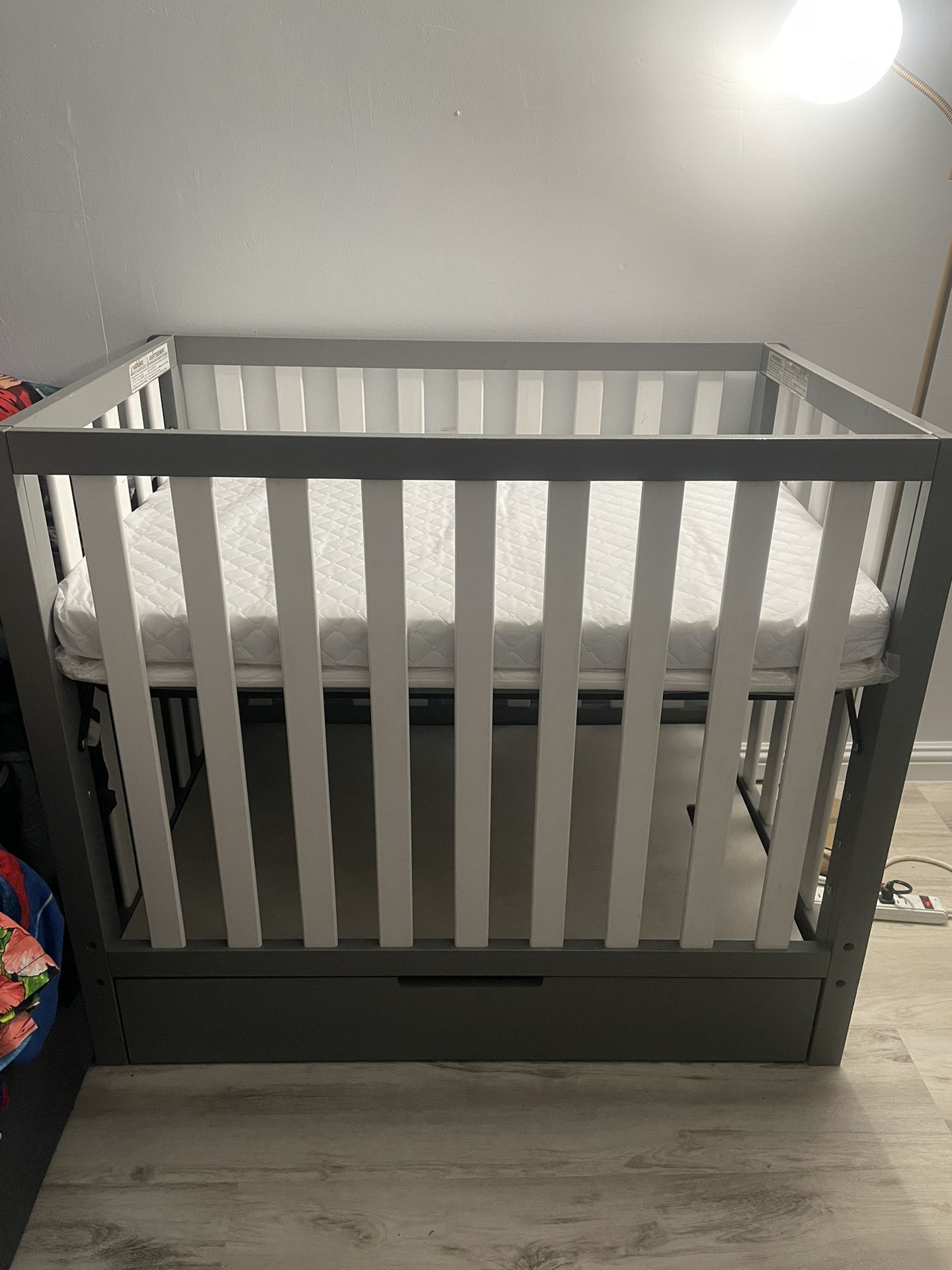 Mini Crib With Drawer