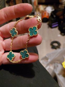18k Van Cleef & Arpels Gold And Malachite Bracelet 