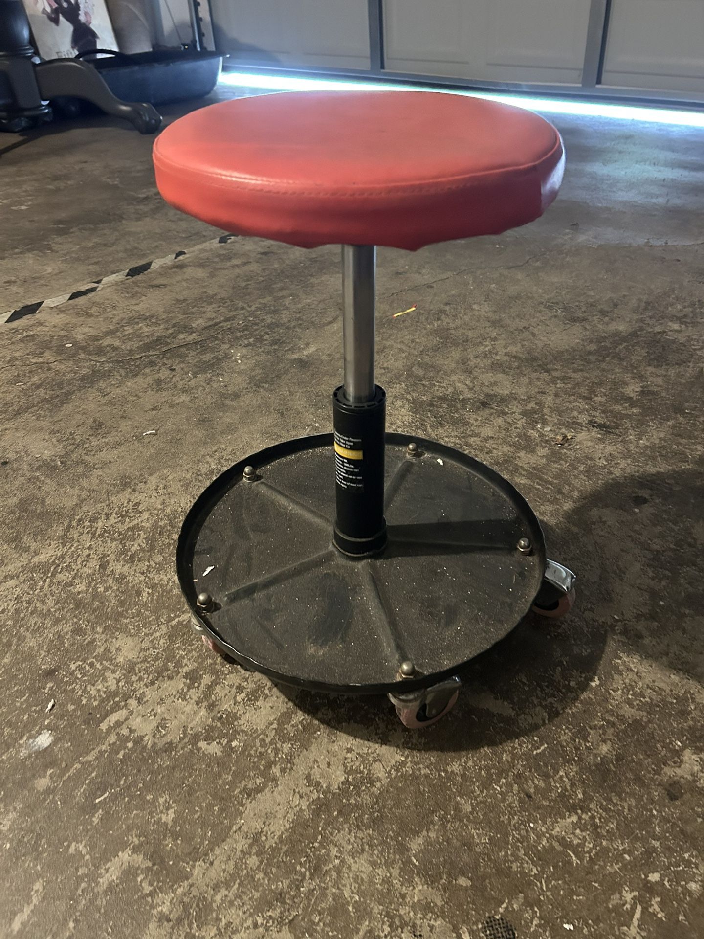 Adjustable Auto / Shop Stool on wheels