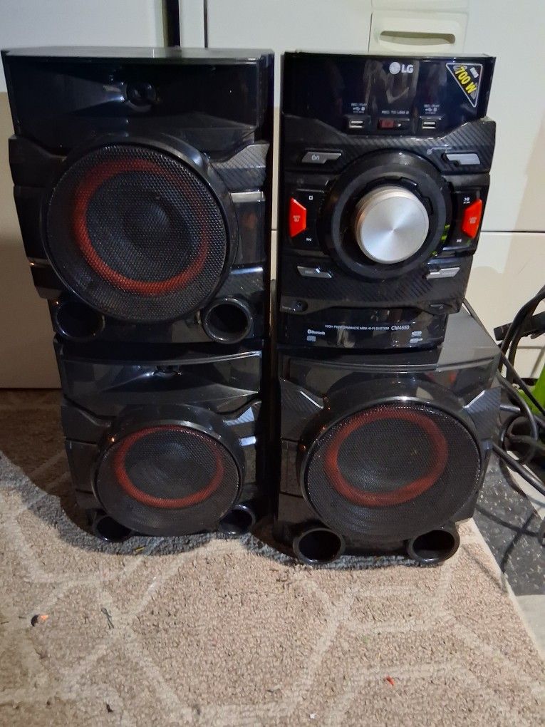 LG 700watt Bluetooth Home Stereo System