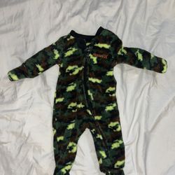  Newborn Camouflage Fleece Onesie