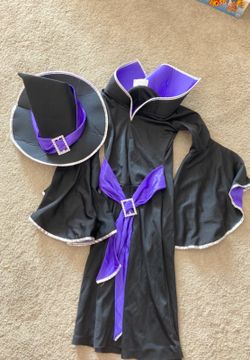 Girls witch Halloween costume sz 6/7