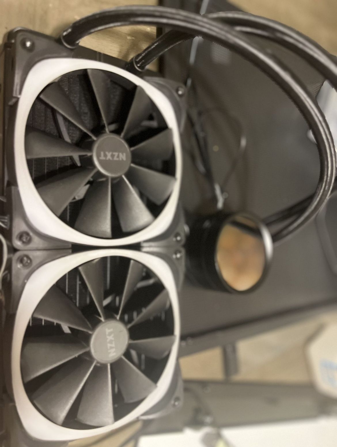 Kraken X63 280mm + 2 Fans