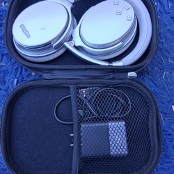 Noise Canceling Wireless Headphones 
