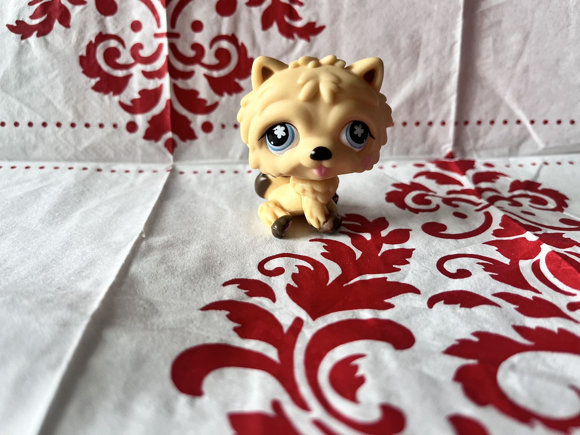 Tan/brown Chow Chow LPS 662