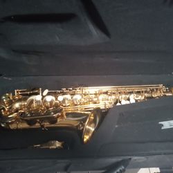 Alto Saxophone Excellent Condition For $250.00