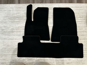 Tesla Model 3 OEM carpeted mats (2020-23)