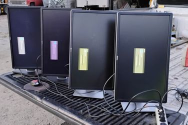 3 Adjustable Stands And Monitor Dell